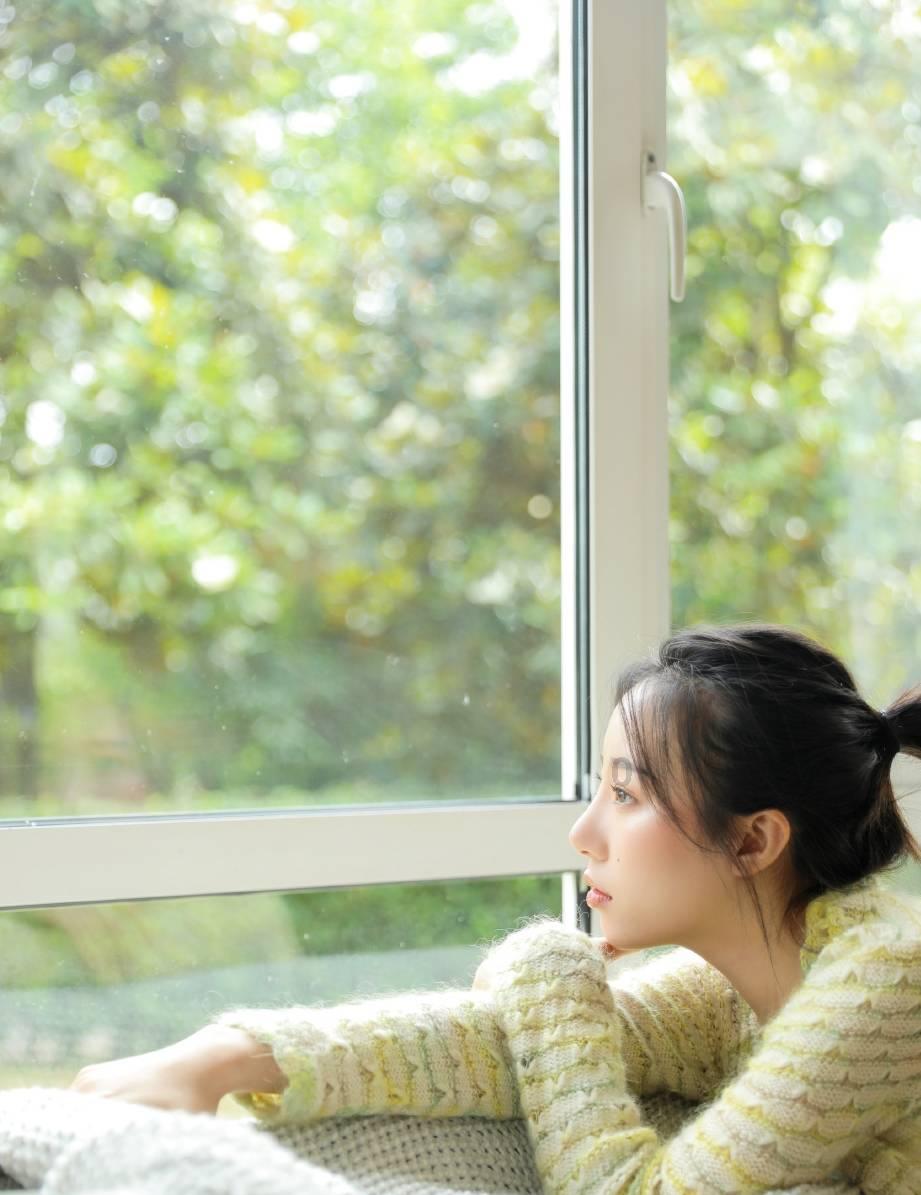 “马面女孩”吴小燕：用布遮头14年，23岁“换脸”后收获爱情！
